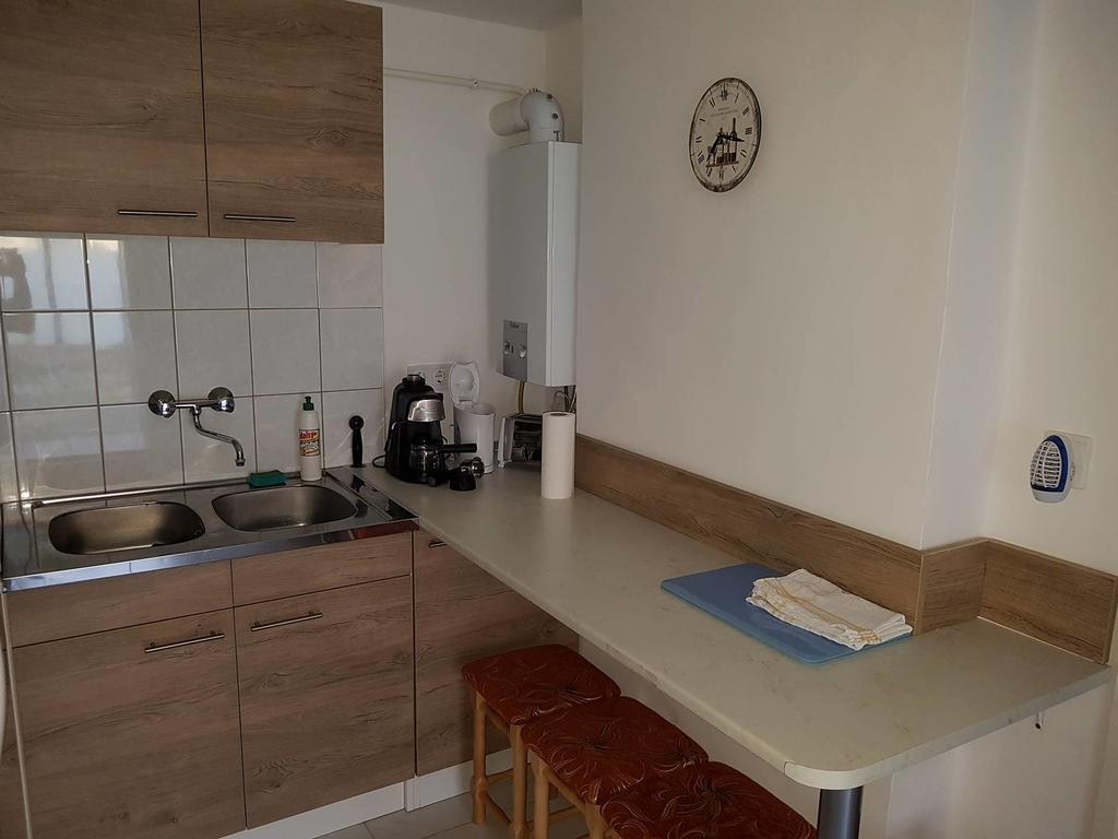 Feszty-feszek Vendeghaz Apartament *
