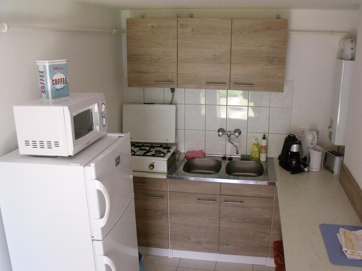 Feszty-feszek Vendeghaz Apartament